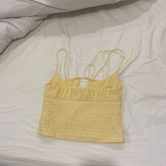 Textured Crop Top - Picture 4 of 8